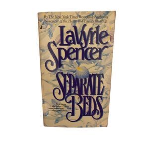 Separate Beds By LaVyrle Spencer Paperback Book Romance Novel
